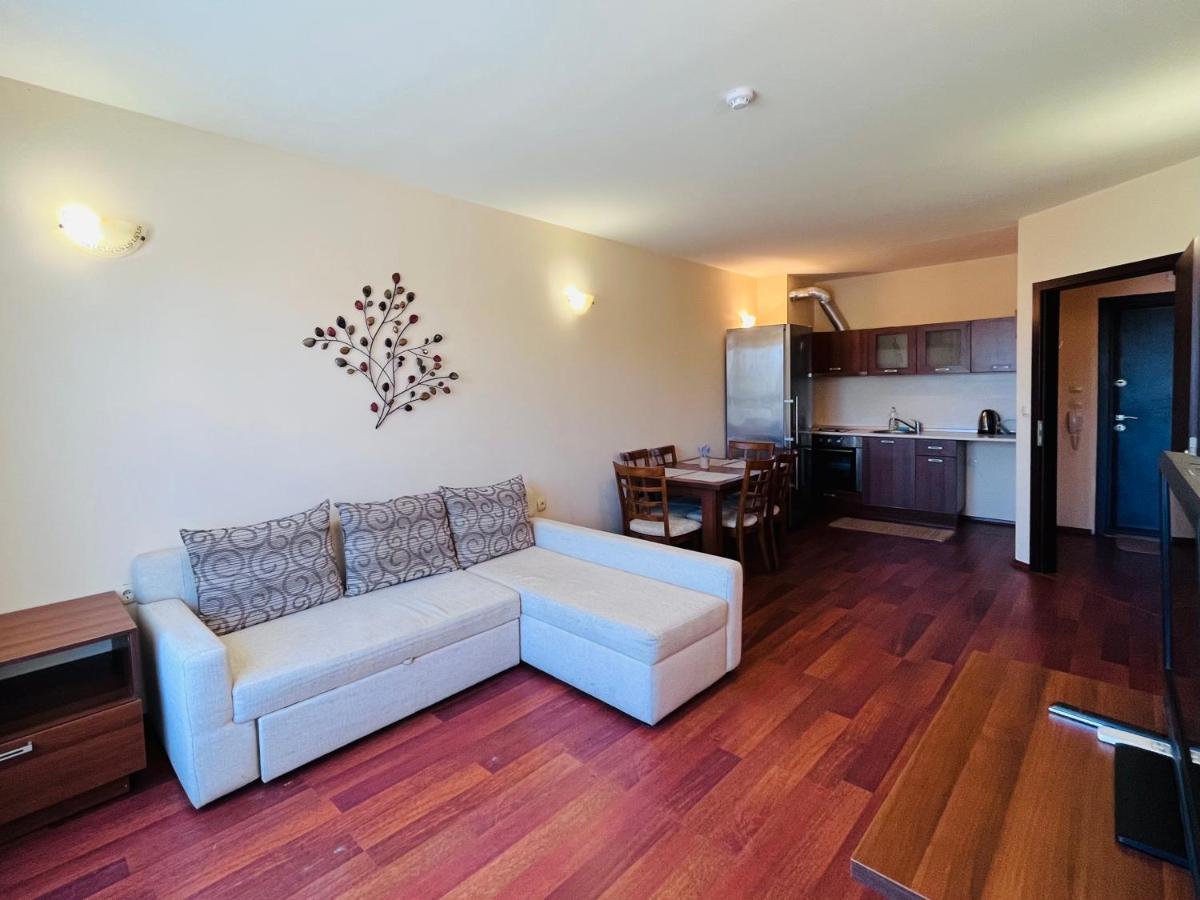 Sea View Rental Front Beach Goldstrand Exterior foto